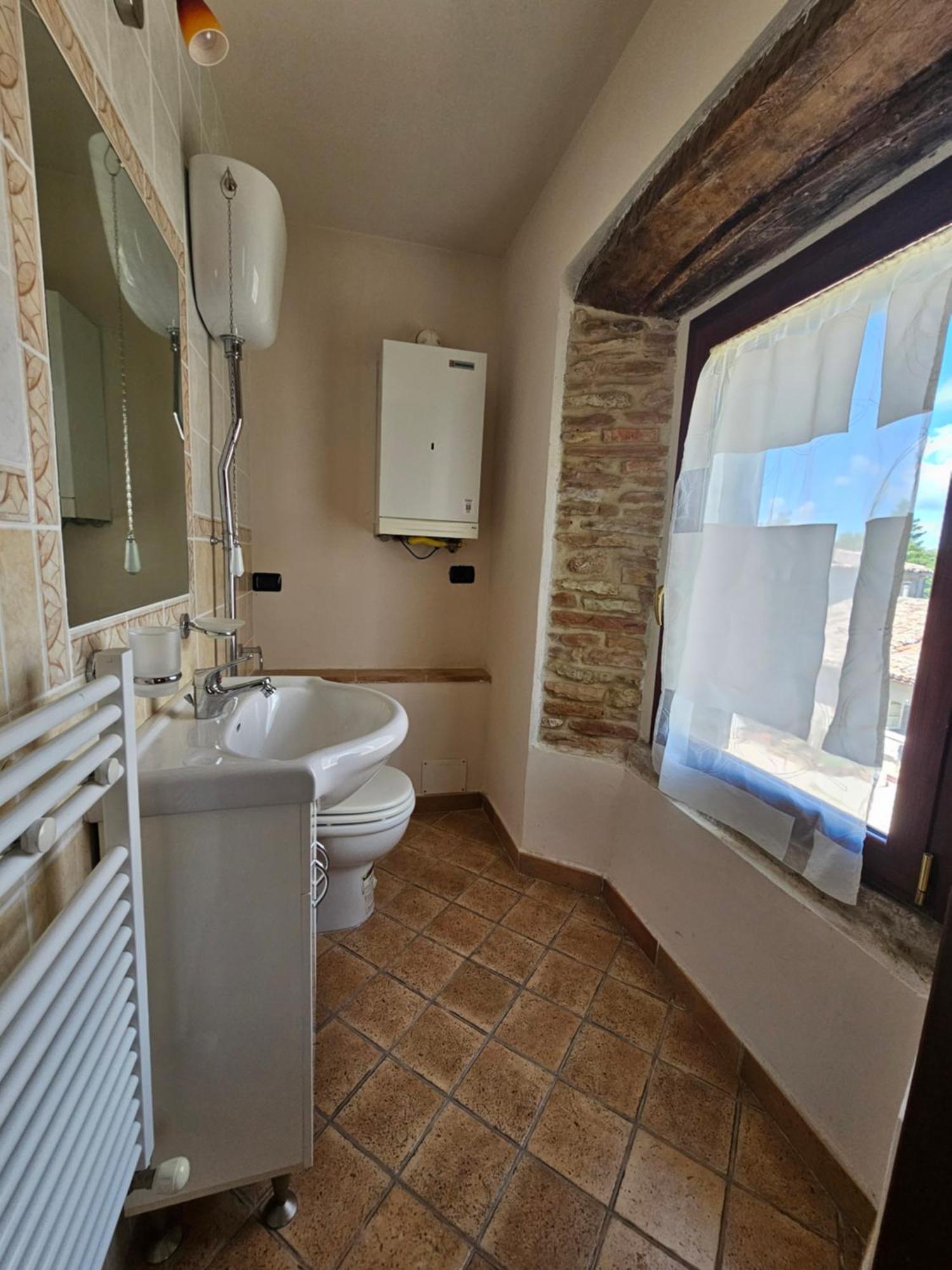 La Rosa Dei Venti - Country House Fossato di Vico Eksteriør billede