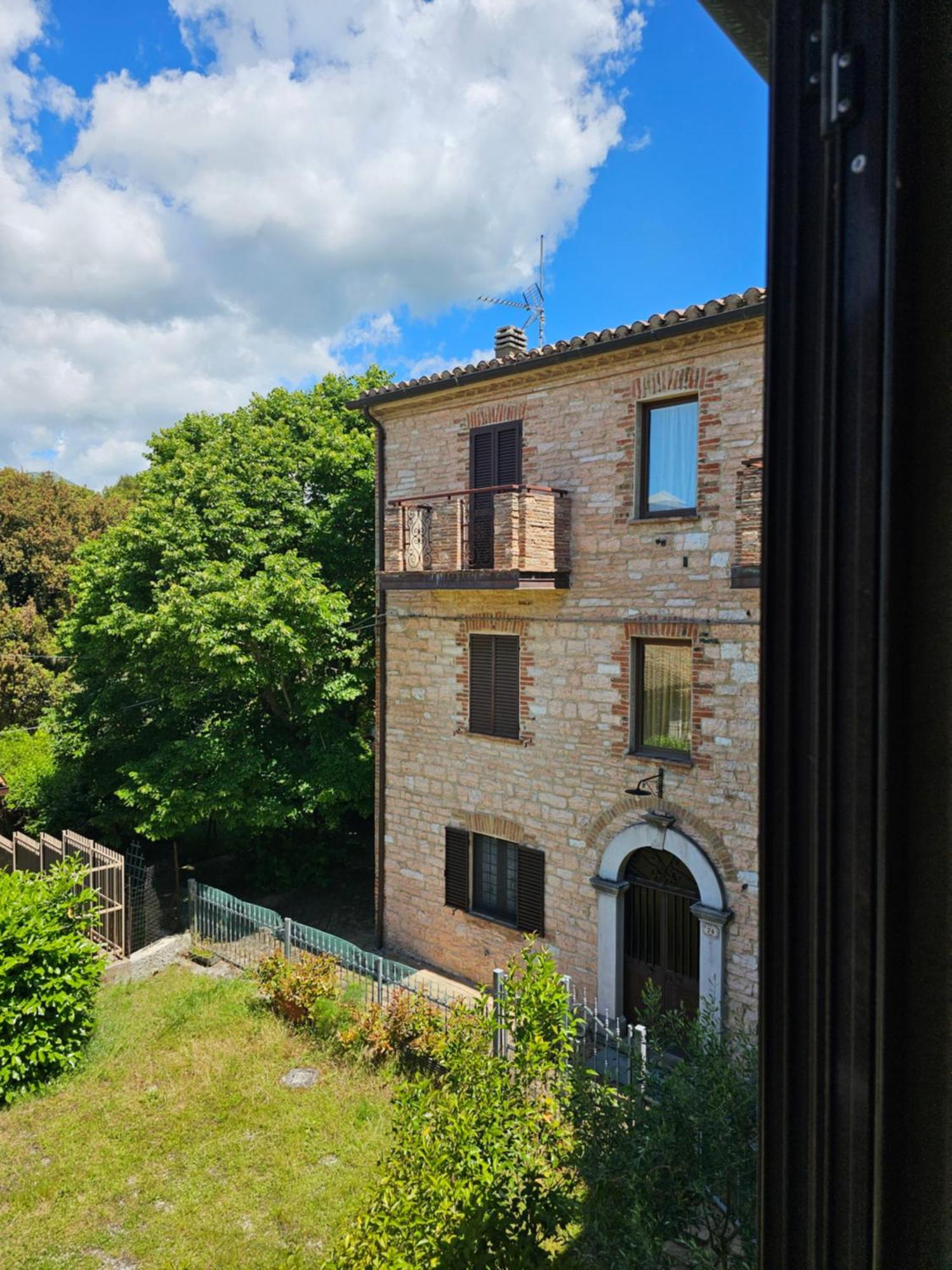 La Rosa Dei Venti - Country House Fossato di Vico Eksteriør billede