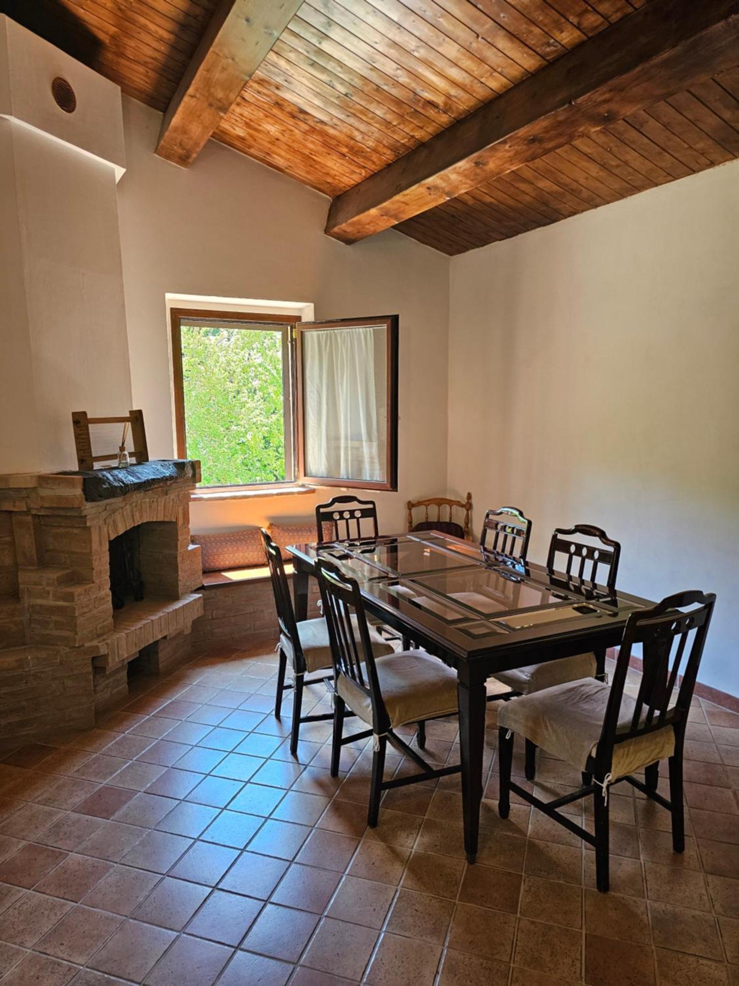 La Rosa Dei Venti - Country House Fossato di Vico Eksteriør billede