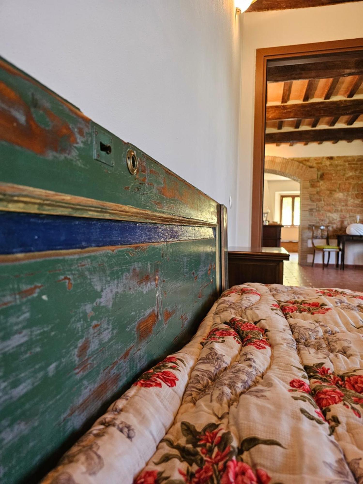 La Rosa Dei Venti - Country House Fossato di Vico Eksteriør billede