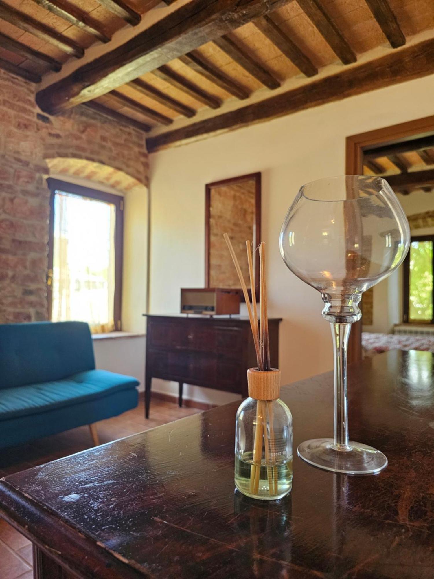 La Rosa Dei Venti - Country House Fossato di Vico Eksteriør billede